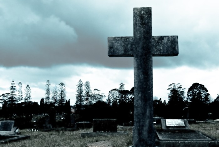 cemetery-cross-1158852